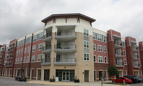 One Uptown Apartments - Whitecliff- Freedom - Mahogany King (4)